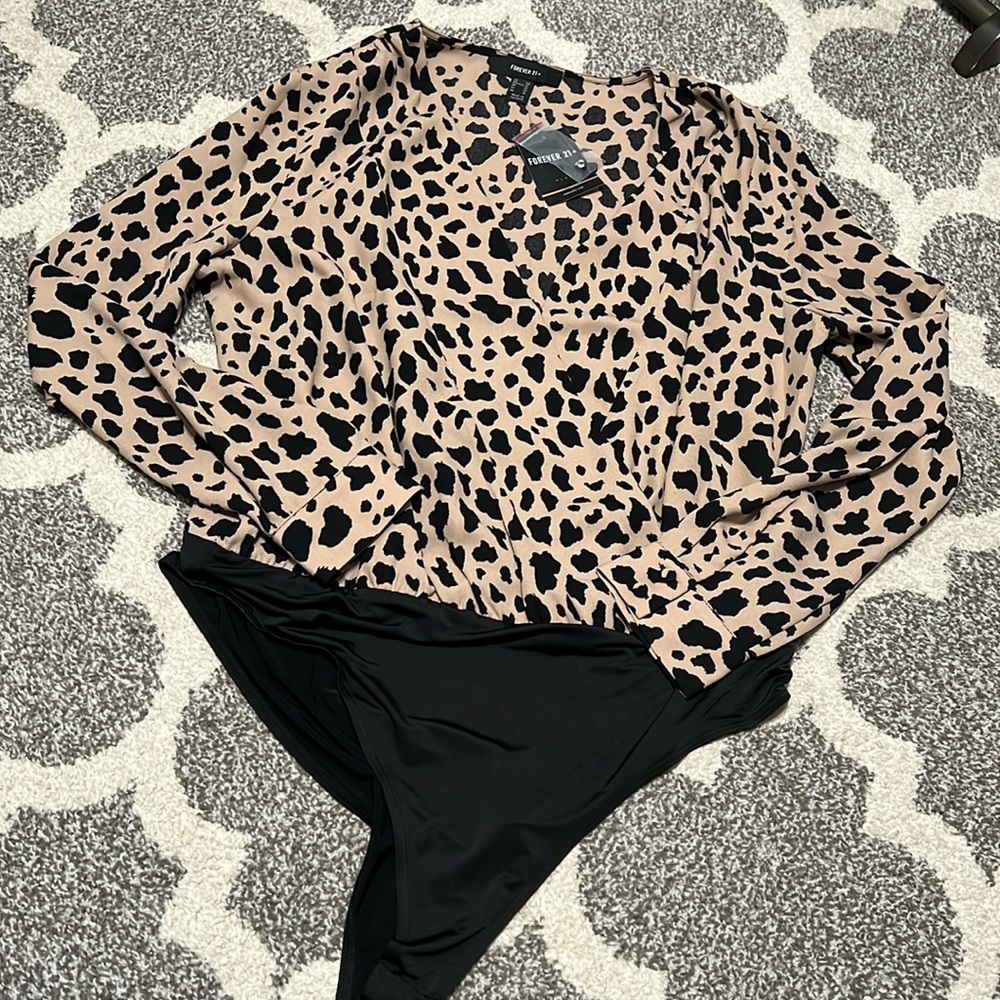 Forever 21+ leopard bodysuit, size 0X NWT!